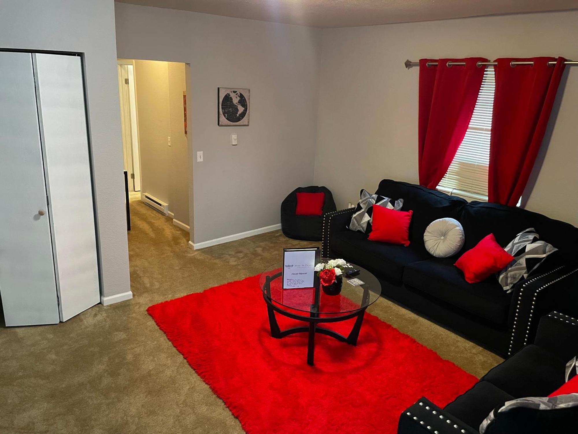Cozy 1 Bed ~ Close To Soaring Eagle And Downtown Mount Pleasant Exterior photo